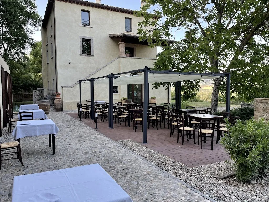 Locanda Monte Pimpio Cucina e Ospitalità ristorante a Grotte Santo Stefano