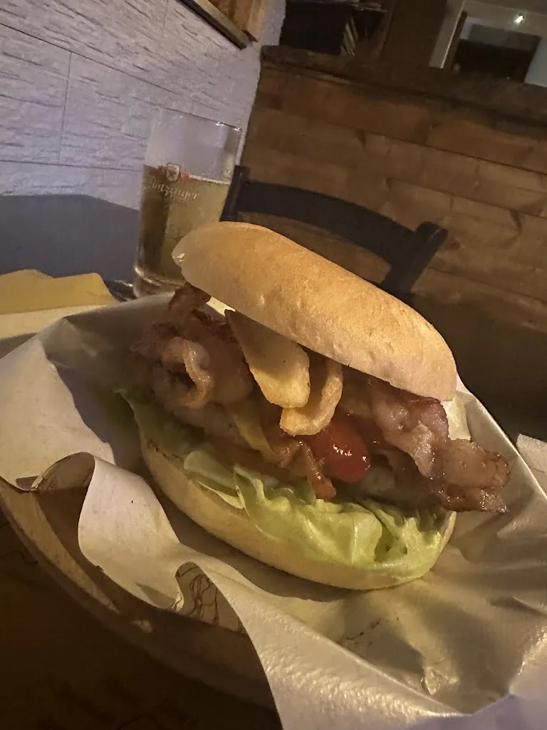 Micaela Frisicchio_St. Vincent Pub Srls_Vacri_recensione