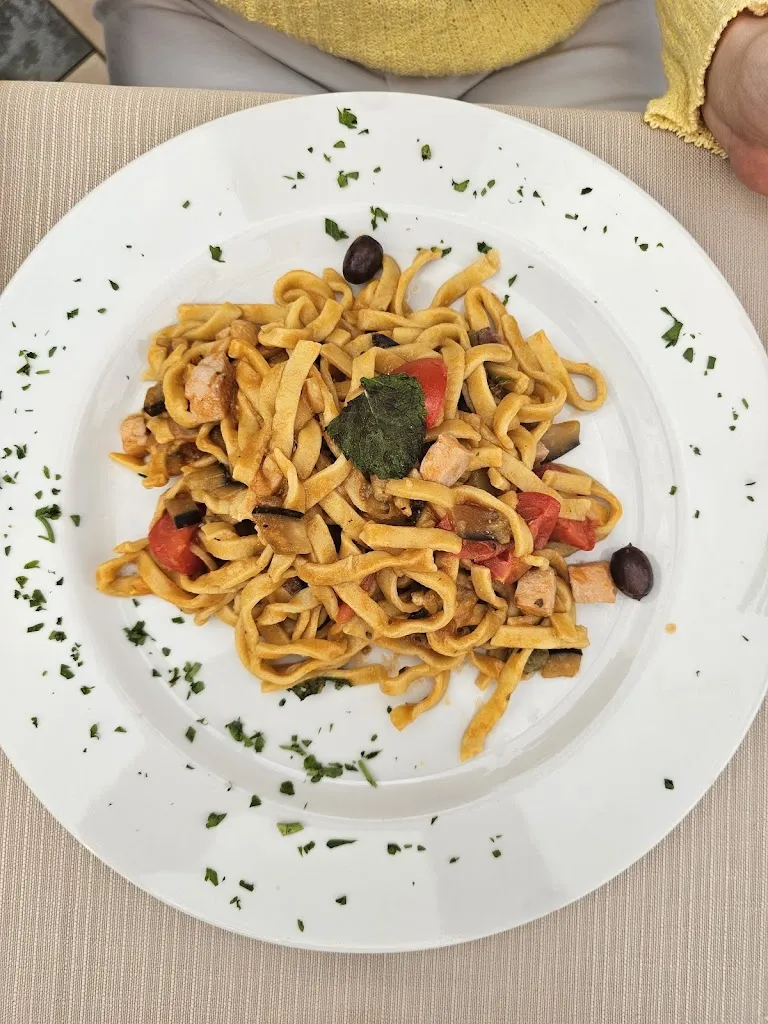 Simon Falk_Taverna Paradiso_Fregene_review