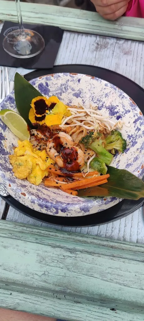 Sam_The Place - Spirits&Soul Food_Fregene_review