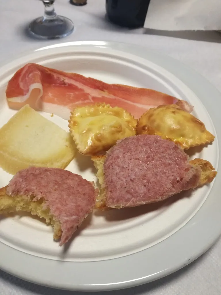 Bar Pizzeria La Castellana_Valle Castellana_slider_image_3