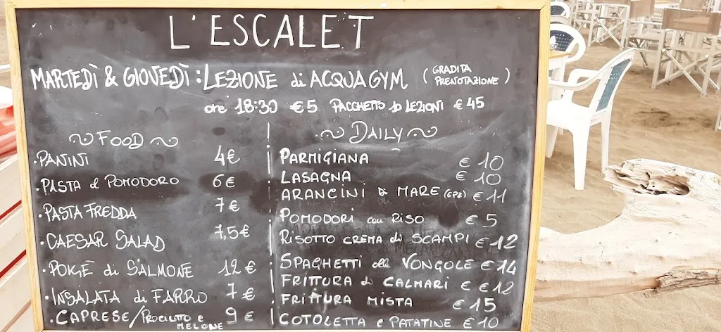 Gabriele L'Immaginifico_Bagno Saint Tropez • Fregene_Fregene_review