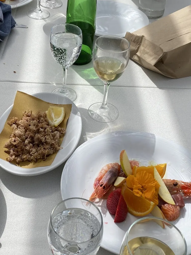 Isabelle Lind_Mastino Fregene_Fregene_review