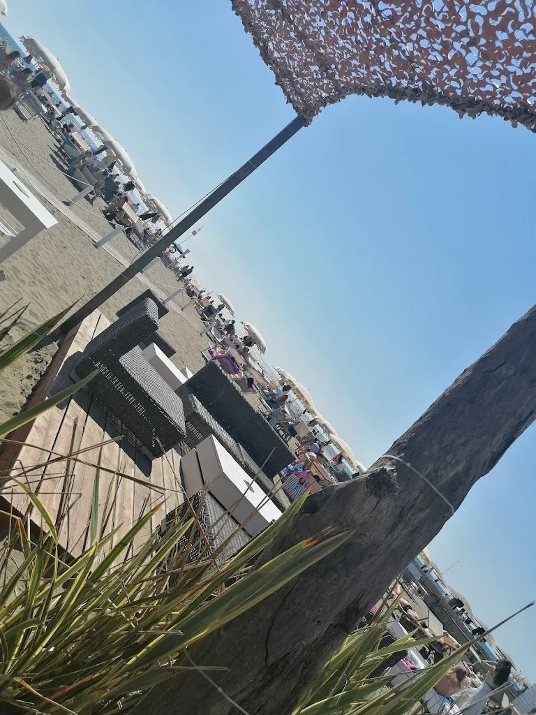 Micha Azoury_Blu Fregene_Fregene_review