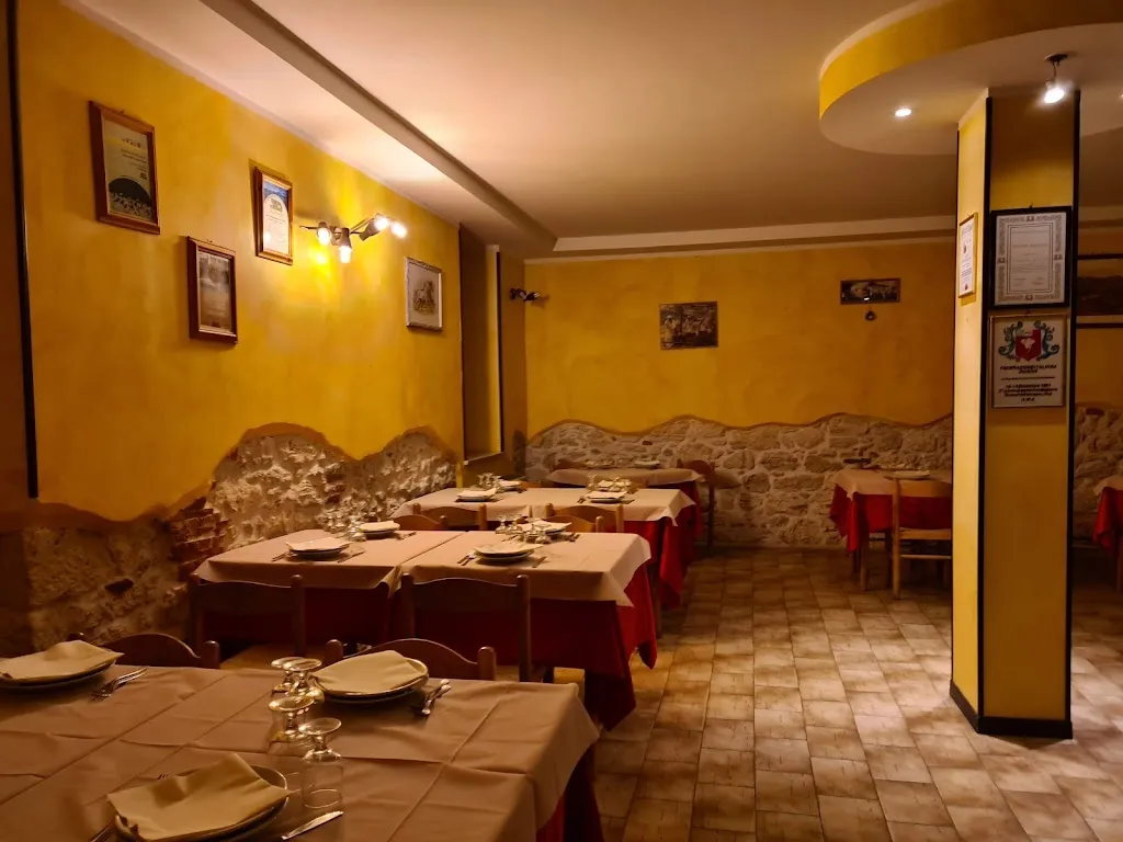 Ristorante Peppe Lu Brri_Valle Castellana_slider_image_1