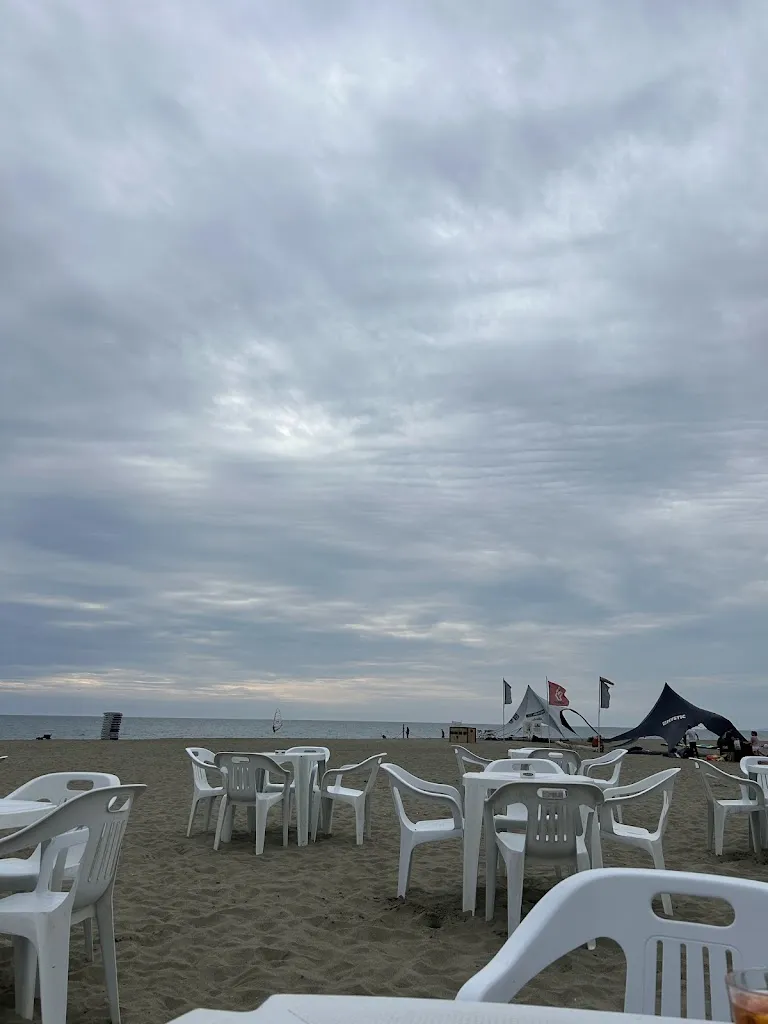 Dimitar Tockov_Kiosco_Fregene_review