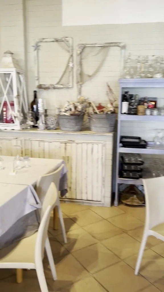 Cabin Restaurant 31_Fregene_slider_image_2