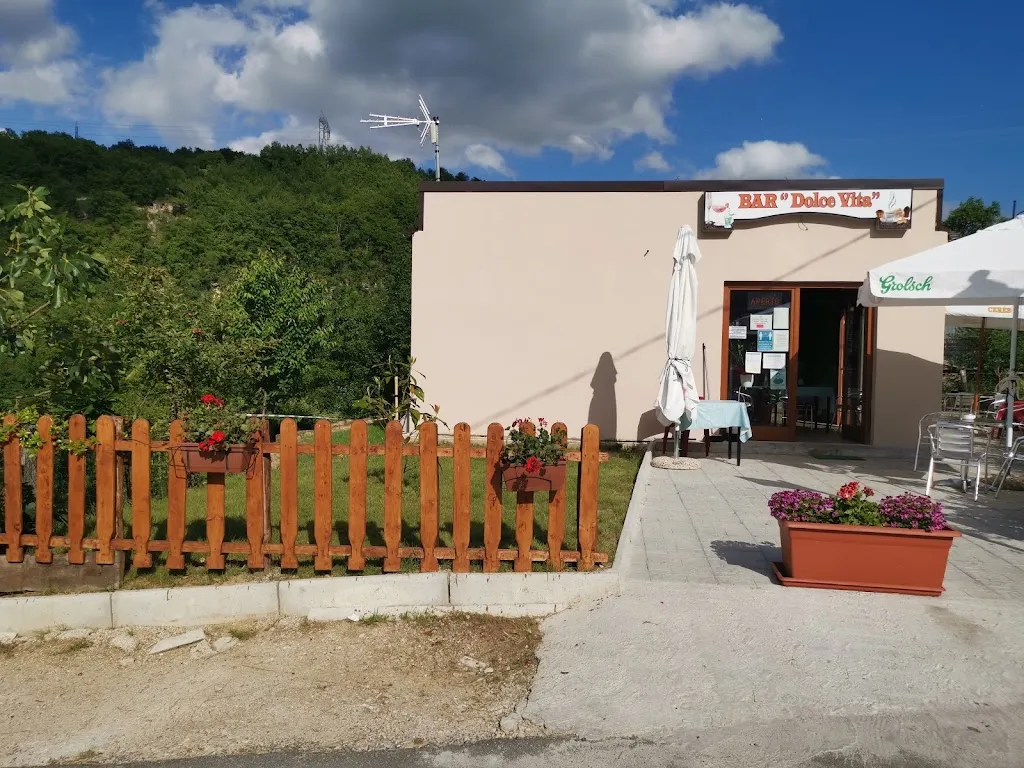 BAR DOLCE VITA restaurant in Valle Castellana