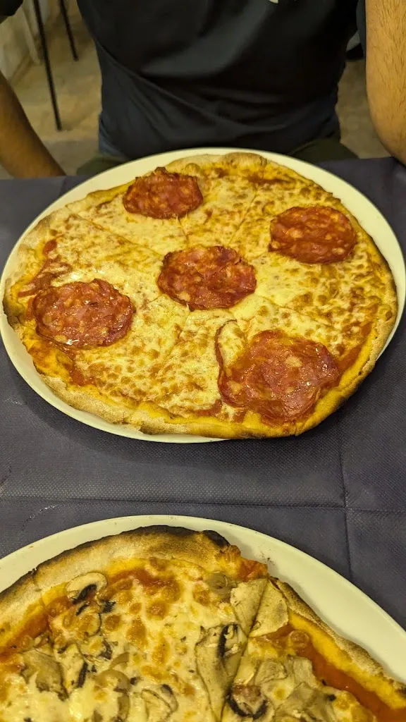 Anett_Pizza Beach_Fregene_avis