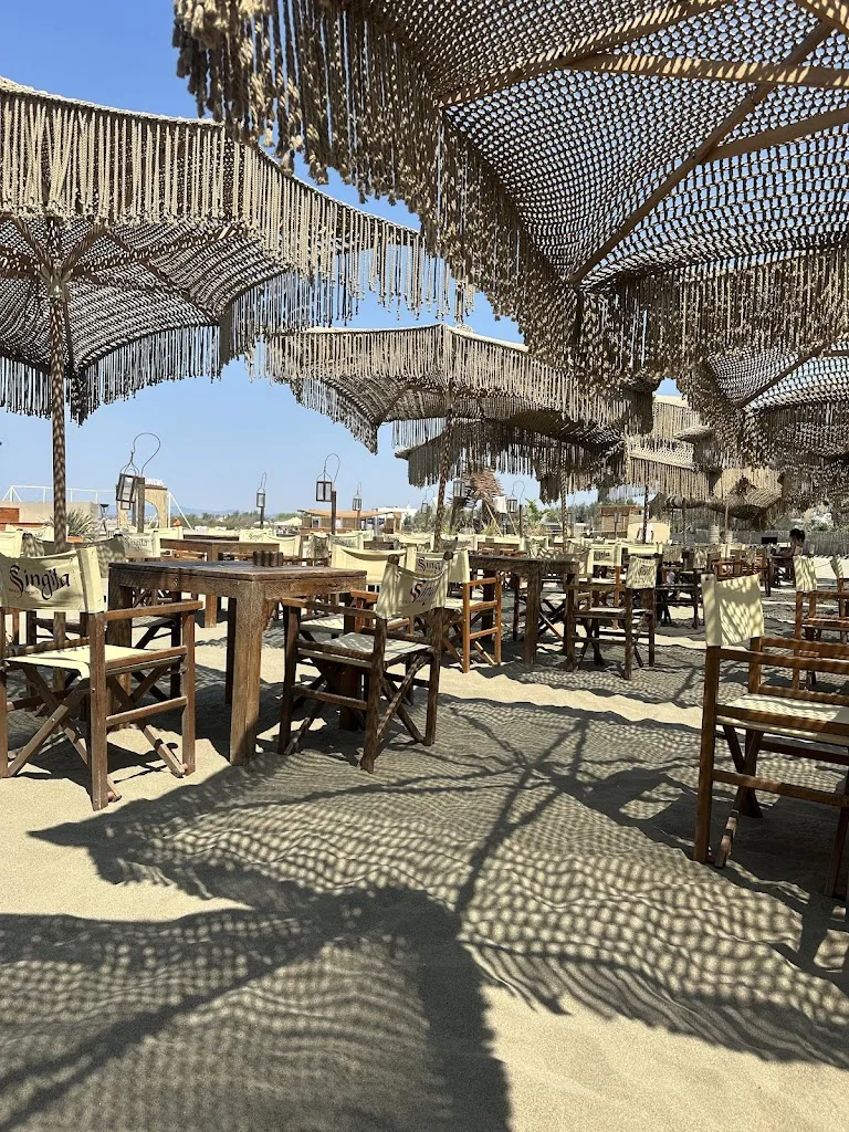 Singita Miracle Beach_Fregene_slider_image_3