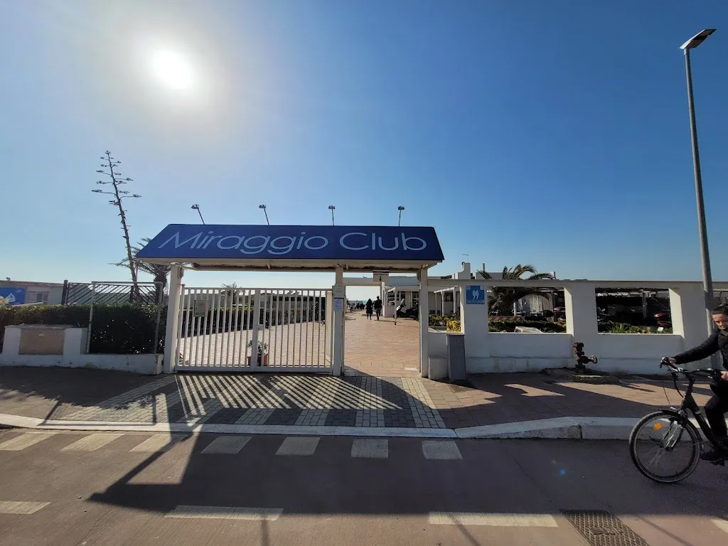 Lars Dahlberg_Stabilimento Balneare Miraggio Club_Fregene_review