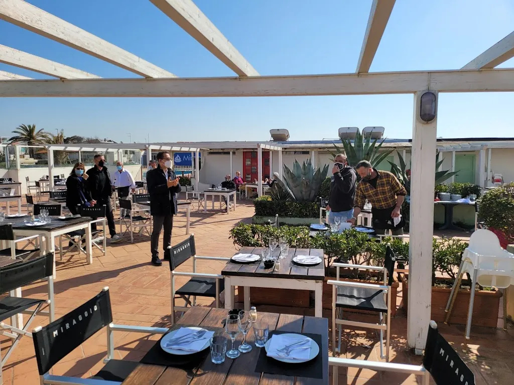 Stabilimento Balneare Miraggio Club restaurant in Fregene