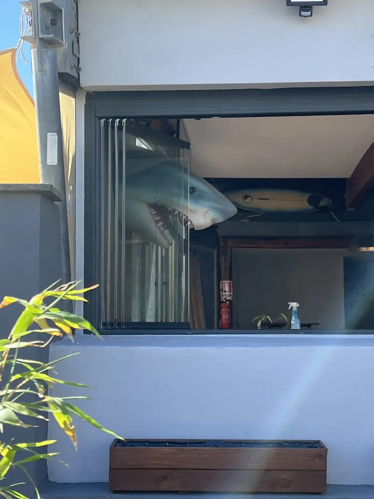 Mariana Cristellys_DROP'S - Food & Beer_Fregene_review