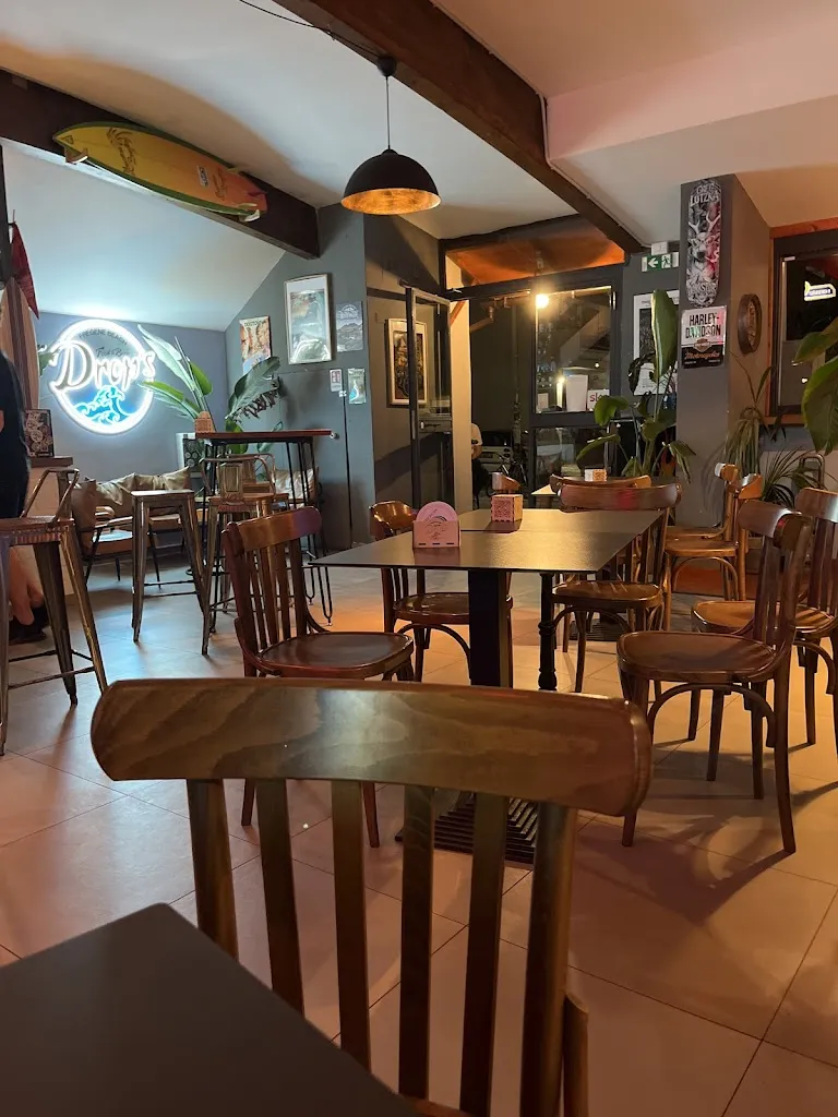 Saverio Caliendo_DROP'S - Food & Beer_Fregene_review