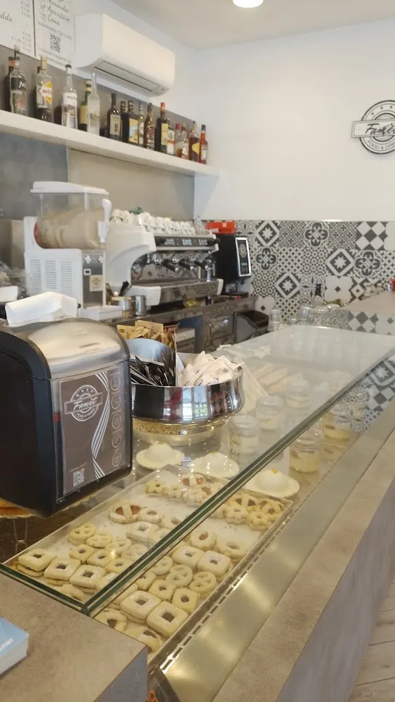 Famèt Food & Drink restaurant in Fregene