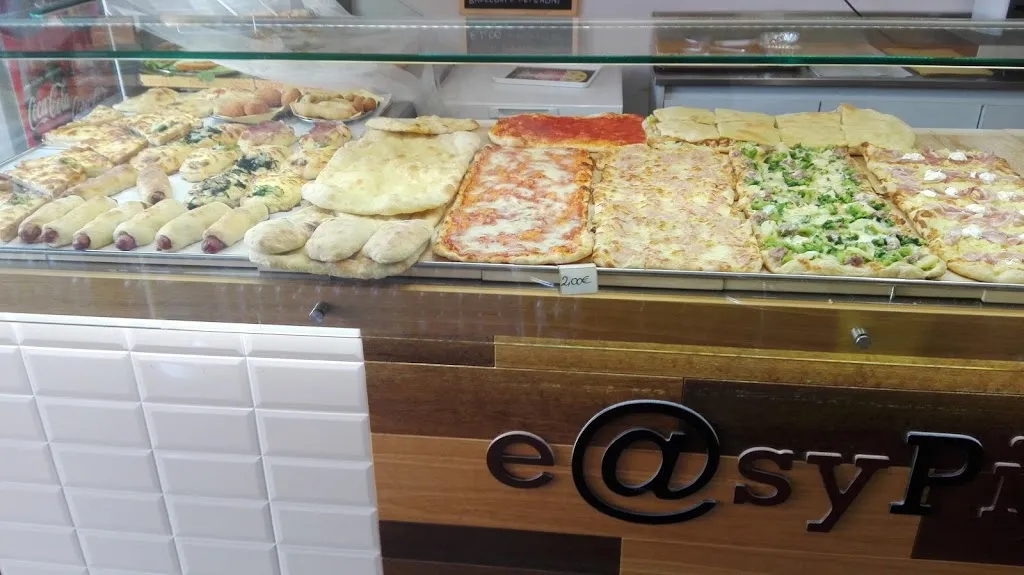 E@sy PIZZA - Fregene restaurant in Fregene