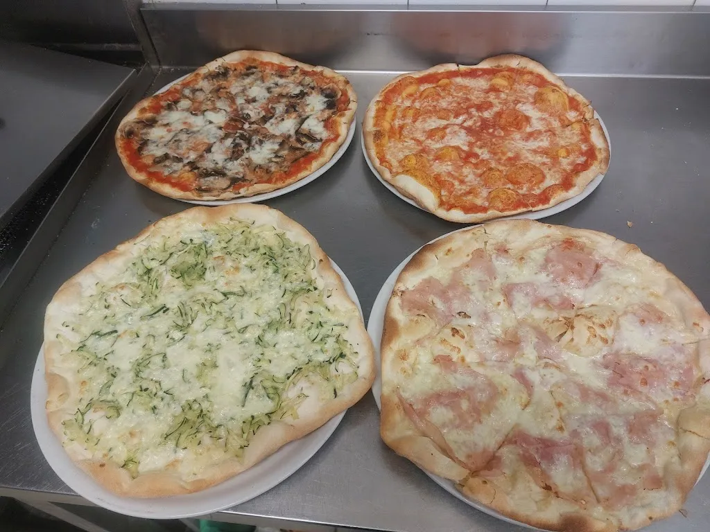 E@sy PIZZA - Fregene_Fregene_slider_image_3