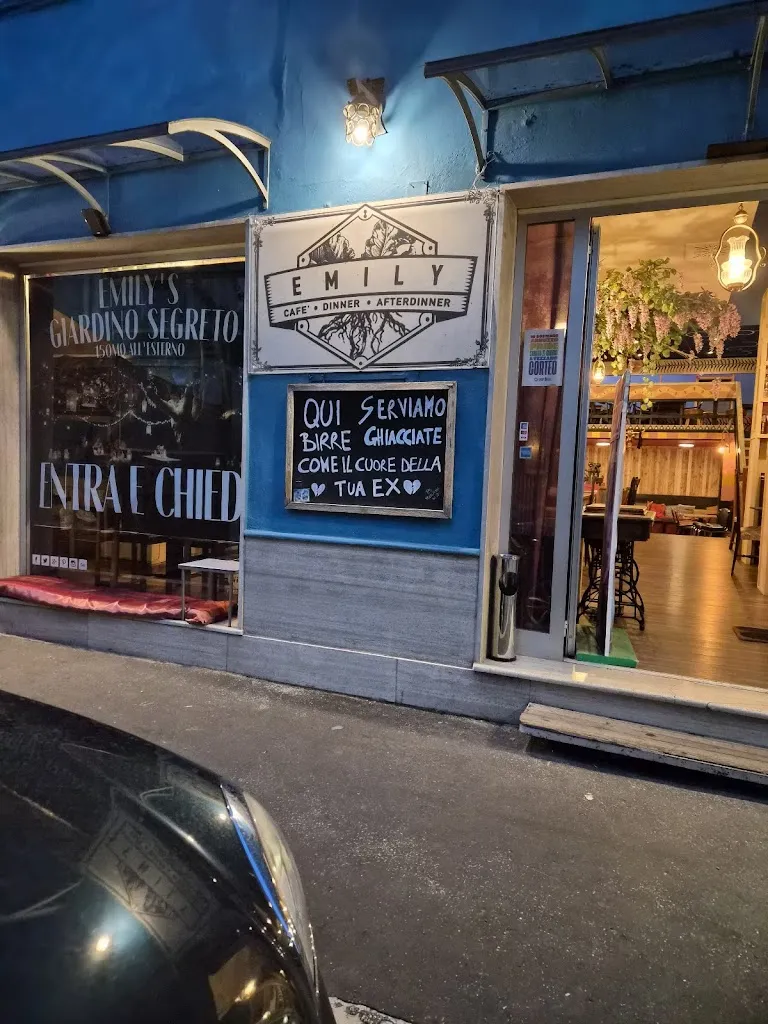 Loris Parata_Emily - Caffè • Apericena • Dopocena_Avezzano_review