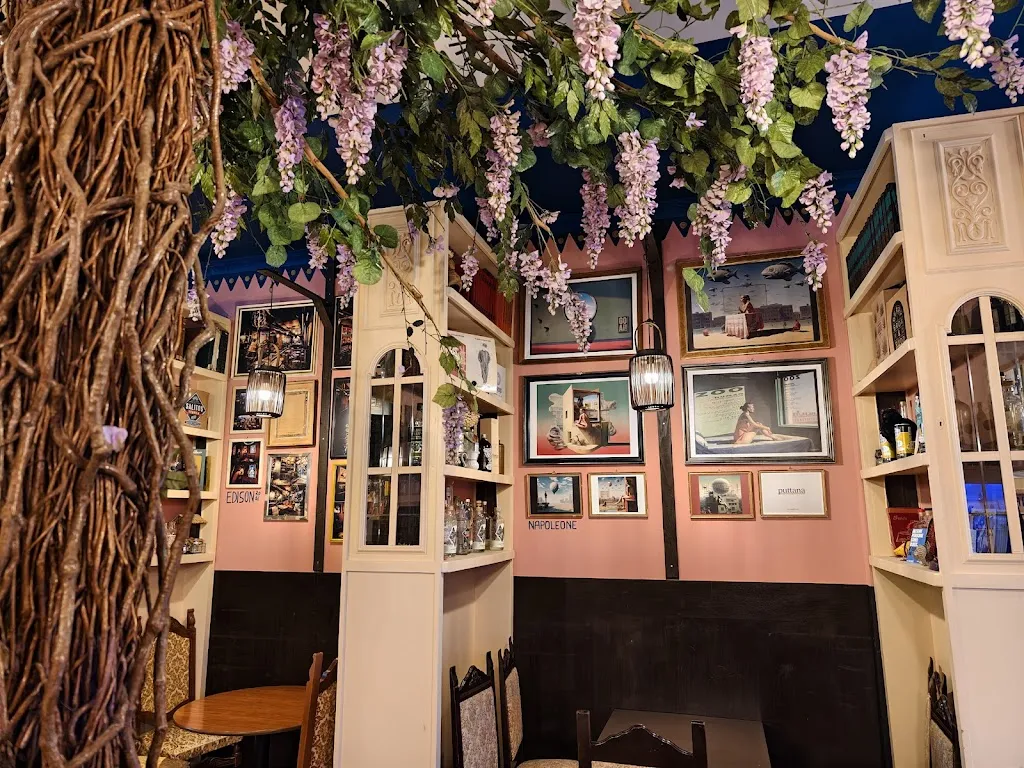 Domenico Onizuka_Emily - Caffè • Apericena • Dopocena_Avezzano_review