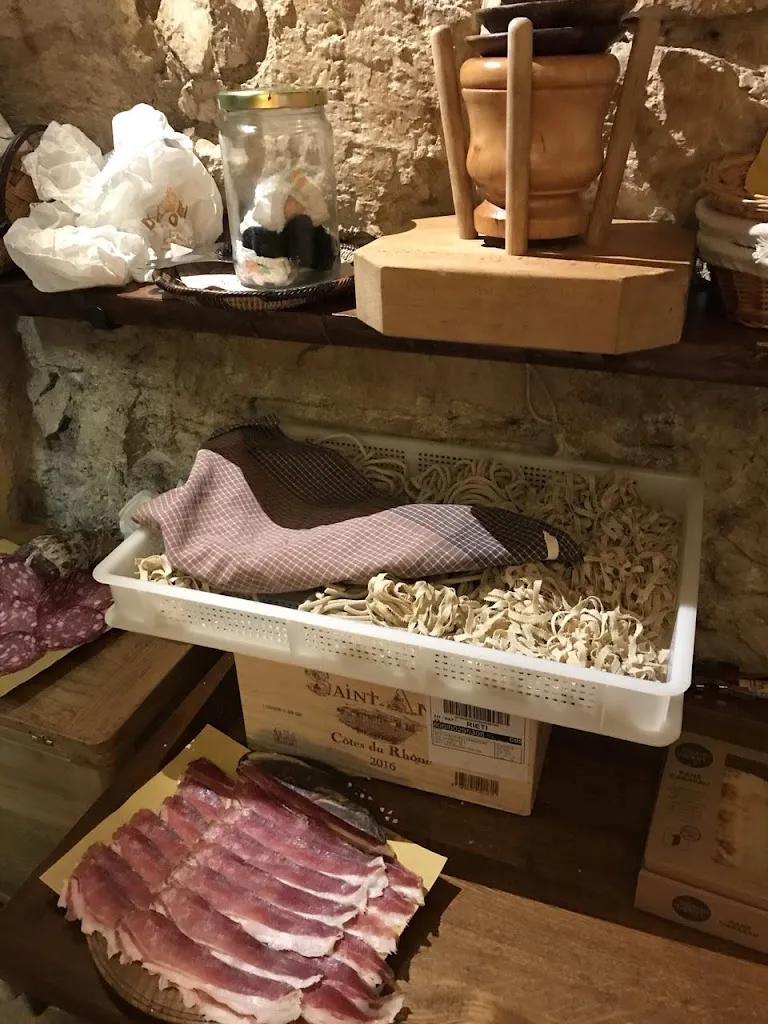 Katherine Canary_Osteria Enoteca Boccondivino_Labro_review