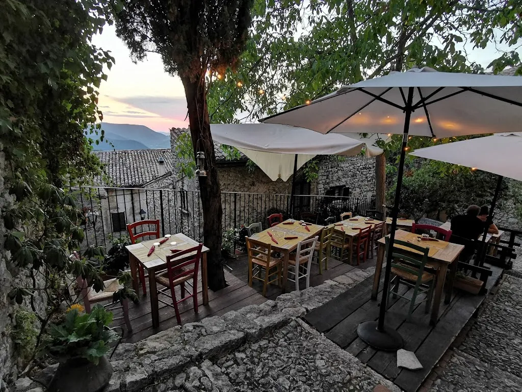 Osteria Enoteca Boccondivino_Labro_slider_image_1