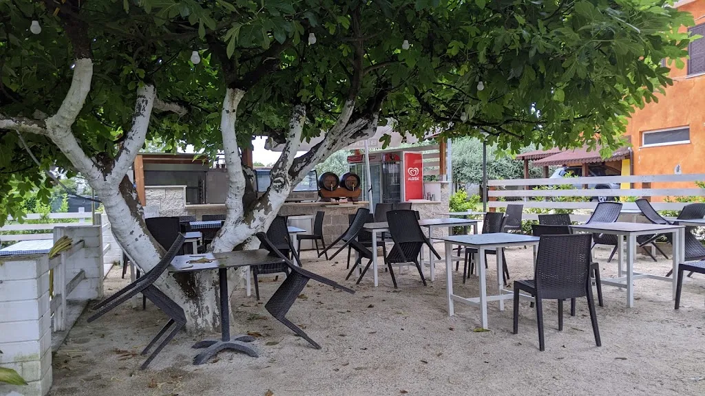 Ferro & Fuoco Pizzeria e Paninoteca_Labico_slider_image_1