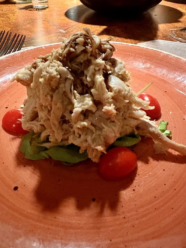 Karen D'Ekenaike_Cantina Piemontese_Laghetto_recensione