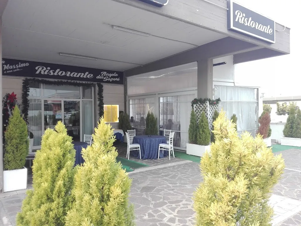 L'Angolo dei Sapori restaurant in Ladispoli