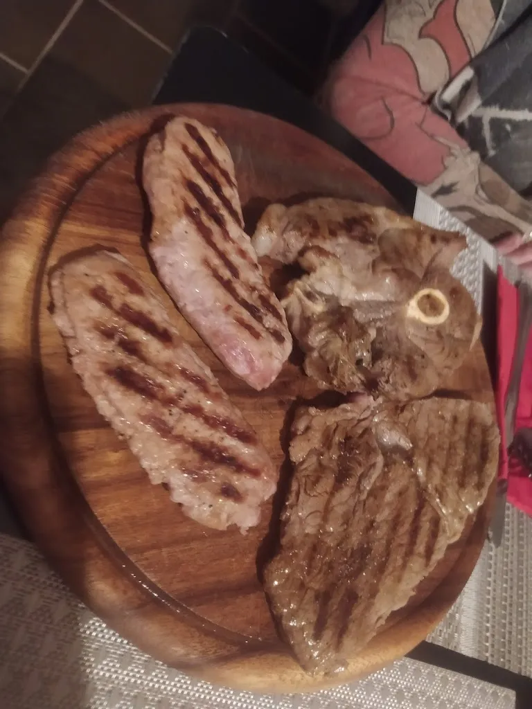 Pasquale Monterotti_Antica Grotta Lanuvio - Trattoria Romana_Lanuvio_review