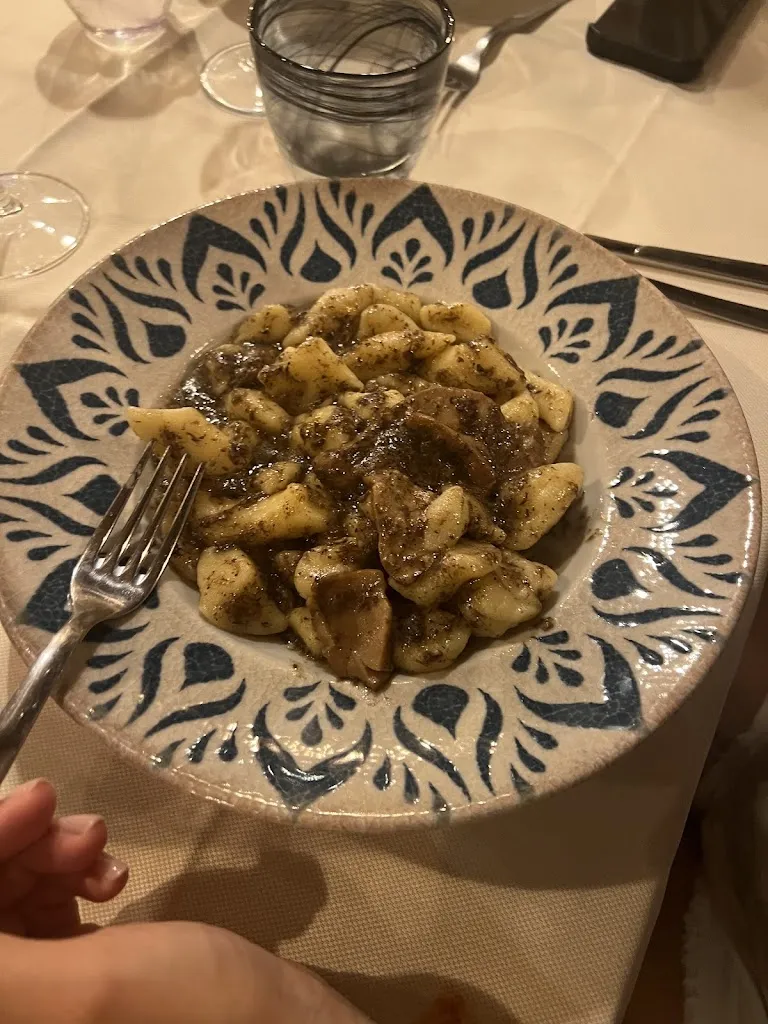 paul kitty_Ristorante Albergo Il Fungarolo_Villa Celiera_review