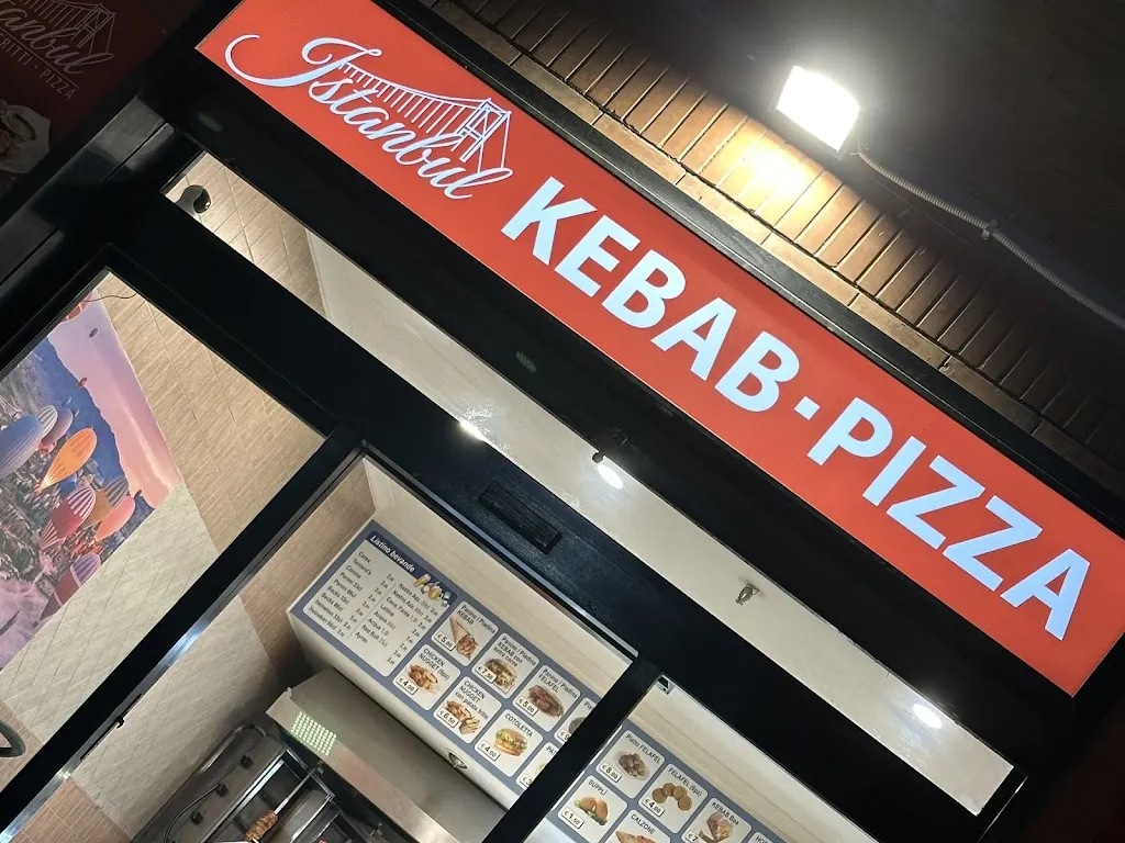 Alexandra Catrinei_ISTANBUL KEBAB&PİZZA_La Massimina-Casal Lumbroso_recensione