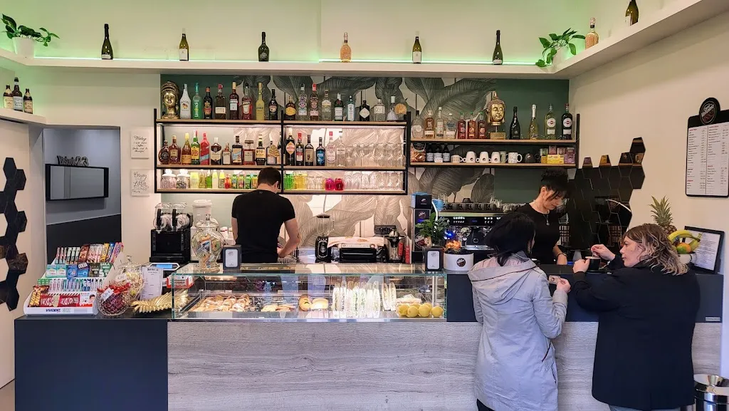 Bistrot 23 restaurant in La Massimina-Casal Lumbroso