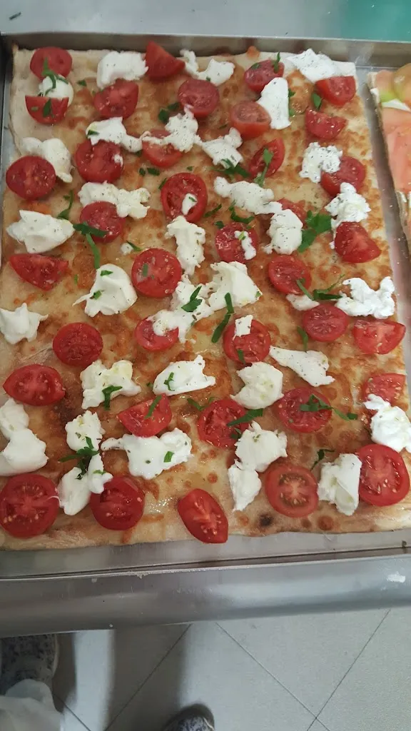 Menu_Pizza 2000_La Massimina-Casal Lumbroso_immagine_5