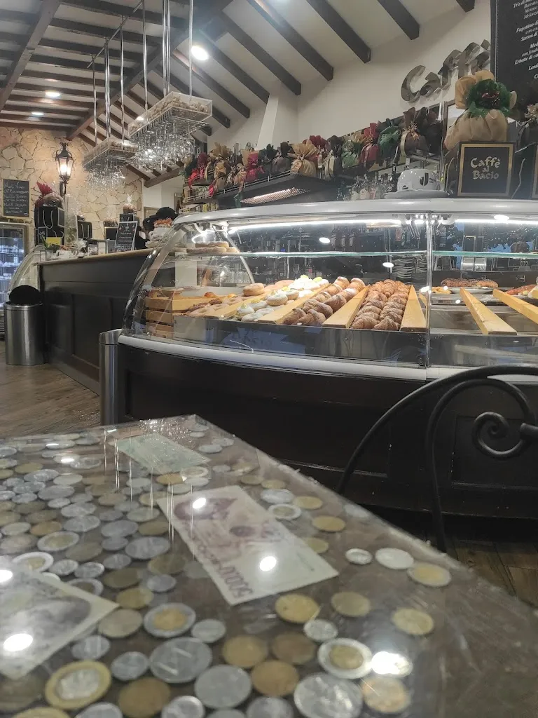 Caffè al Bacio_La Massimina-Casal Lumbroso_slider_image_3