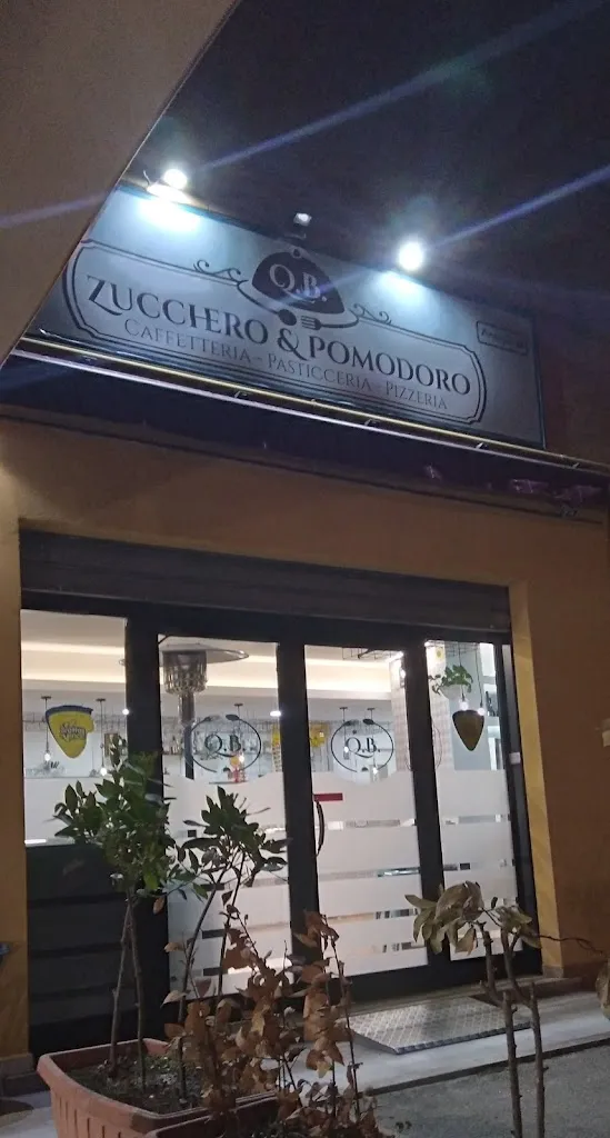 Q.B. Zucchero e Pomodoro restaurant in Latina Scalo