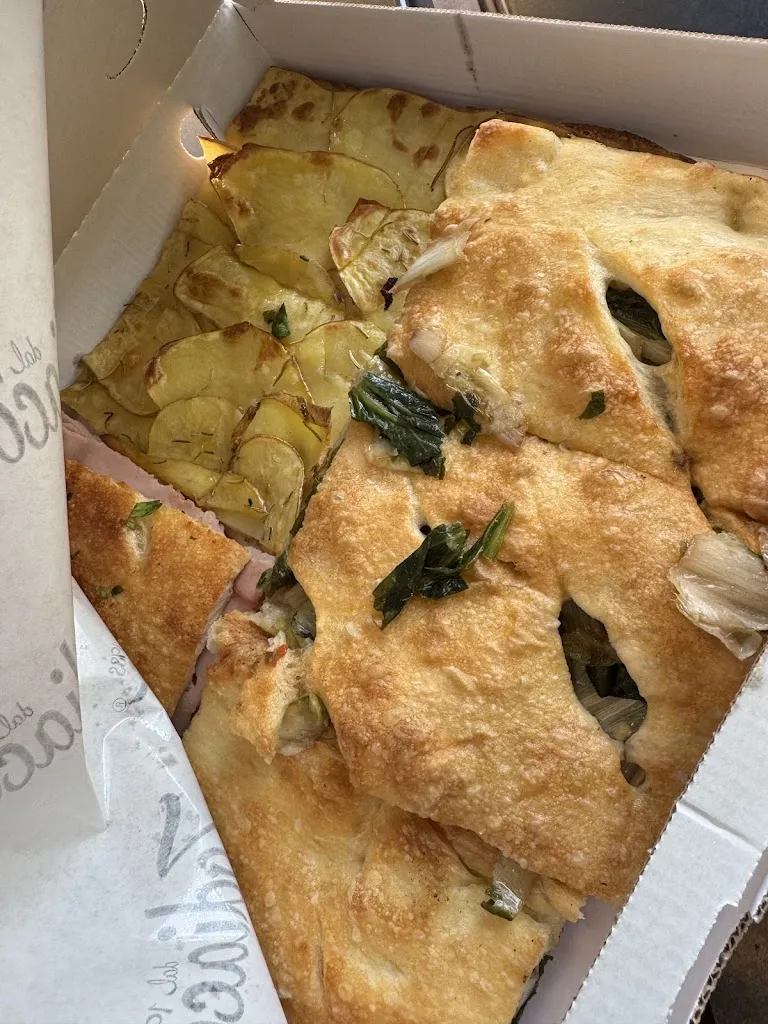 Zodiaco Pizza al Taglio_Latina Scalo_slider_image_3