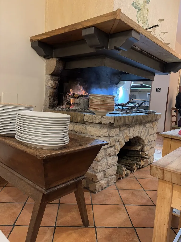 Giorgio Brunori_la Taparita_Latina Scalo_review