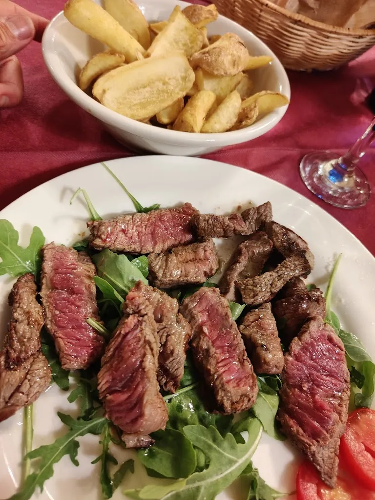 Ristorante Pizzeria La Tana Dell'Orso_Villalago_slider_image_2