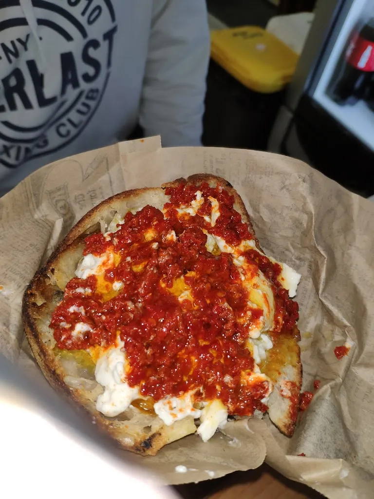 Edoardo Bruffa_Tascapizza_Lariano_review