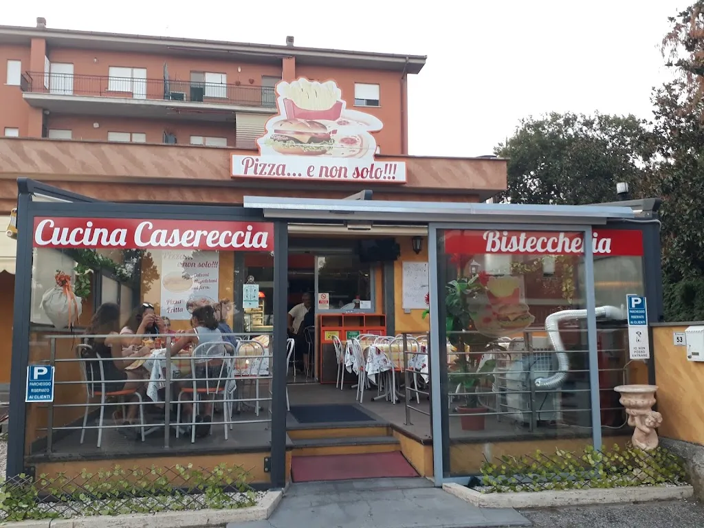 Pizza... E Non Solo!_Lariano_slider_image_3