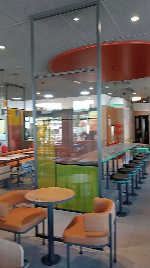 Alessia Ceccarelli_McDonald's Lariano_Lariano_recensione