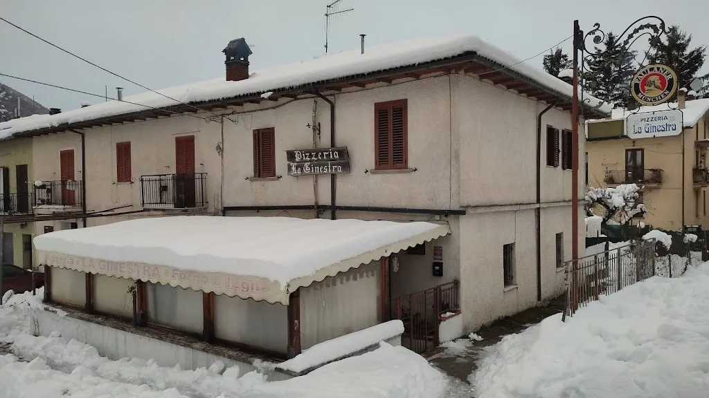 Pizzeria La Ginestra_Leonessa_slider_image_3