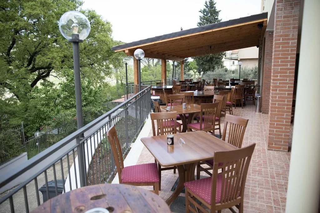 DiVino Bistrot e Relais, Pub,RistoPub, Pizzeria, Aperitivi, Cocktail bar, Musica dal Vivo Camere, Spa restaurant in Lenola