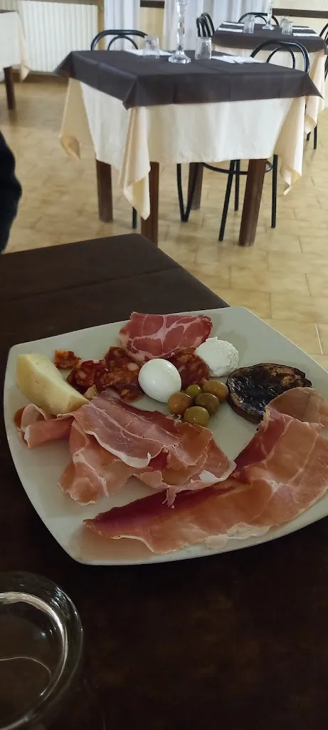 José Eduardo 97_Ristorante Pizzeria Belvedere_Lenola_review