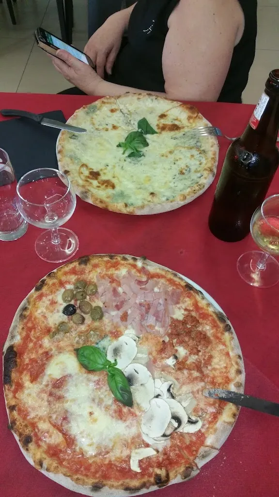 Menu_Pizzeria La Dolce Vita_Lenola_image_2