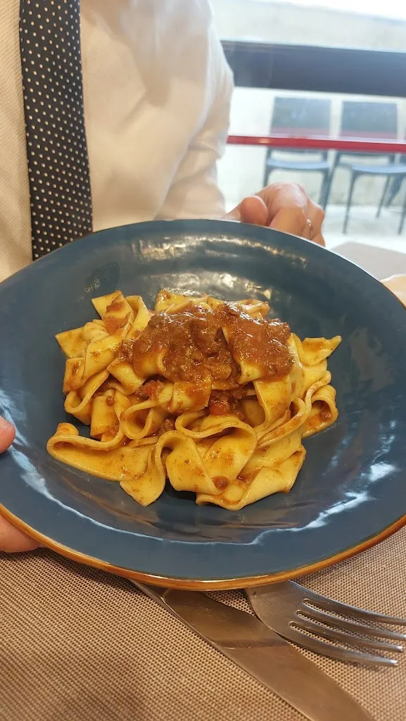 Ale Flowers_Ristorante Bar la Pineta_Villavallelonga_review