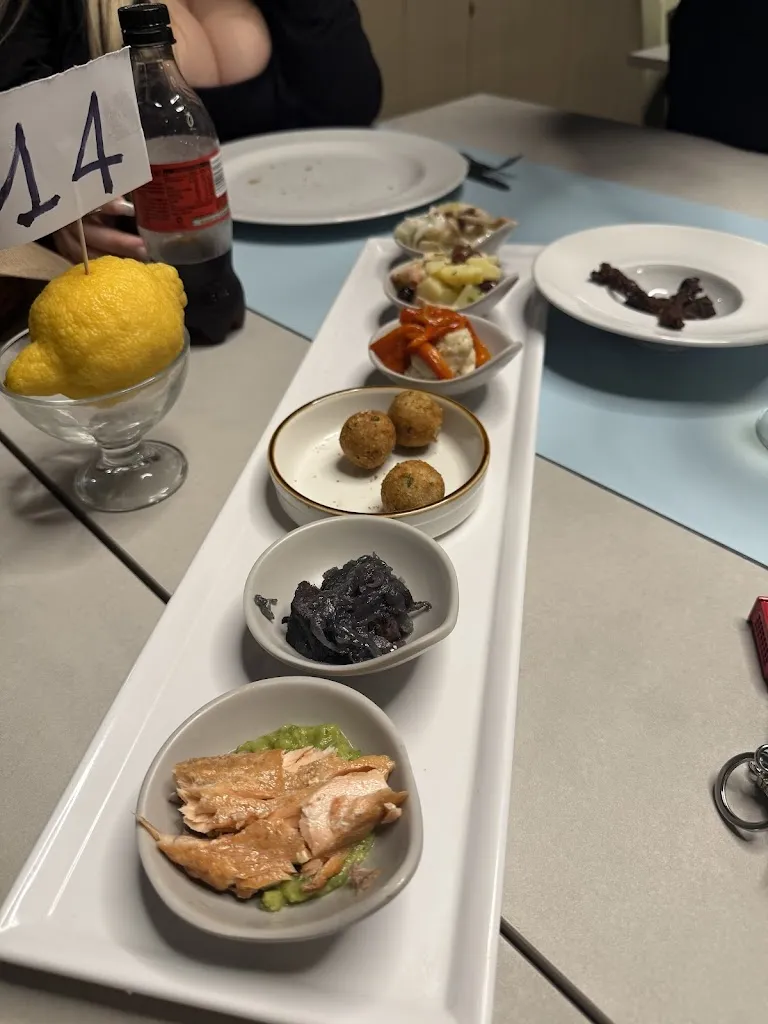 valentina centi_Agrumi Fish Bistrot_Lido dei Pini_review