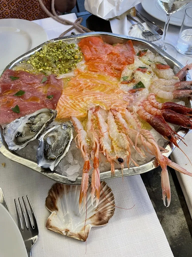 ACQUA IN BOCCA_Lido dei Pini_slider_image_2