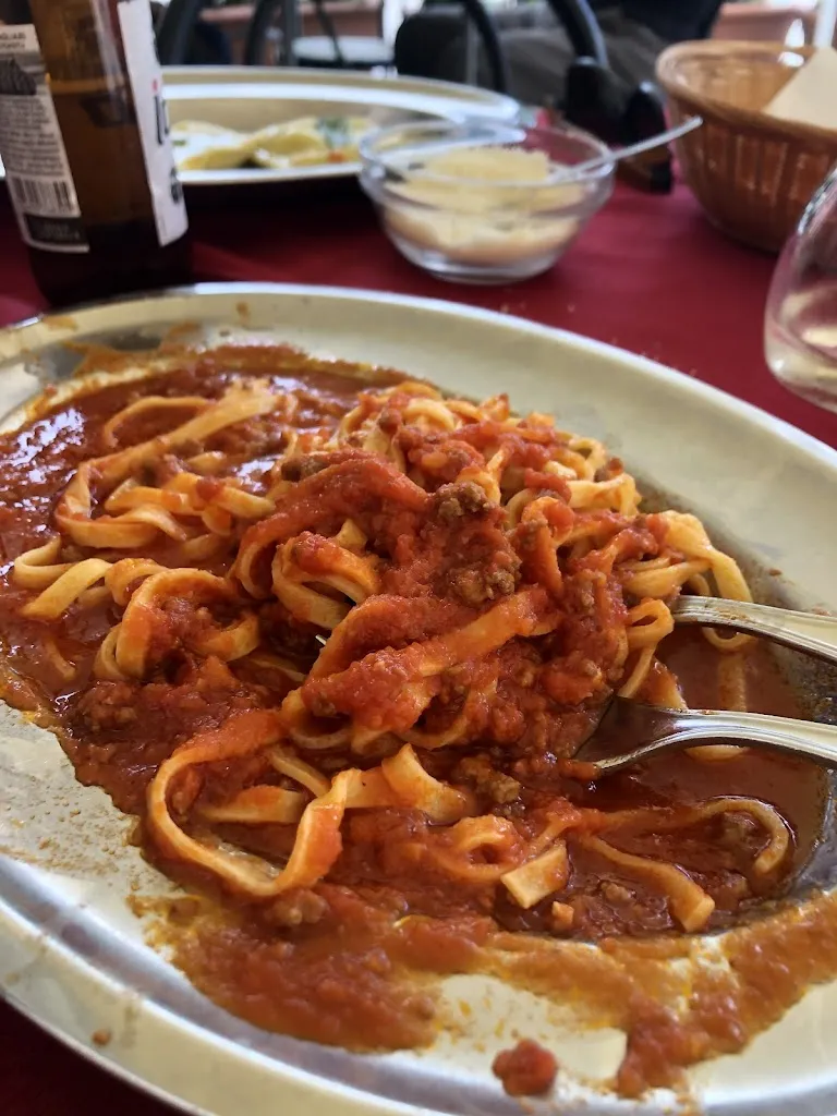 Kirsten Ogden_Ristorante del passeggero pizzeria bar_Limiti di Greccio_review