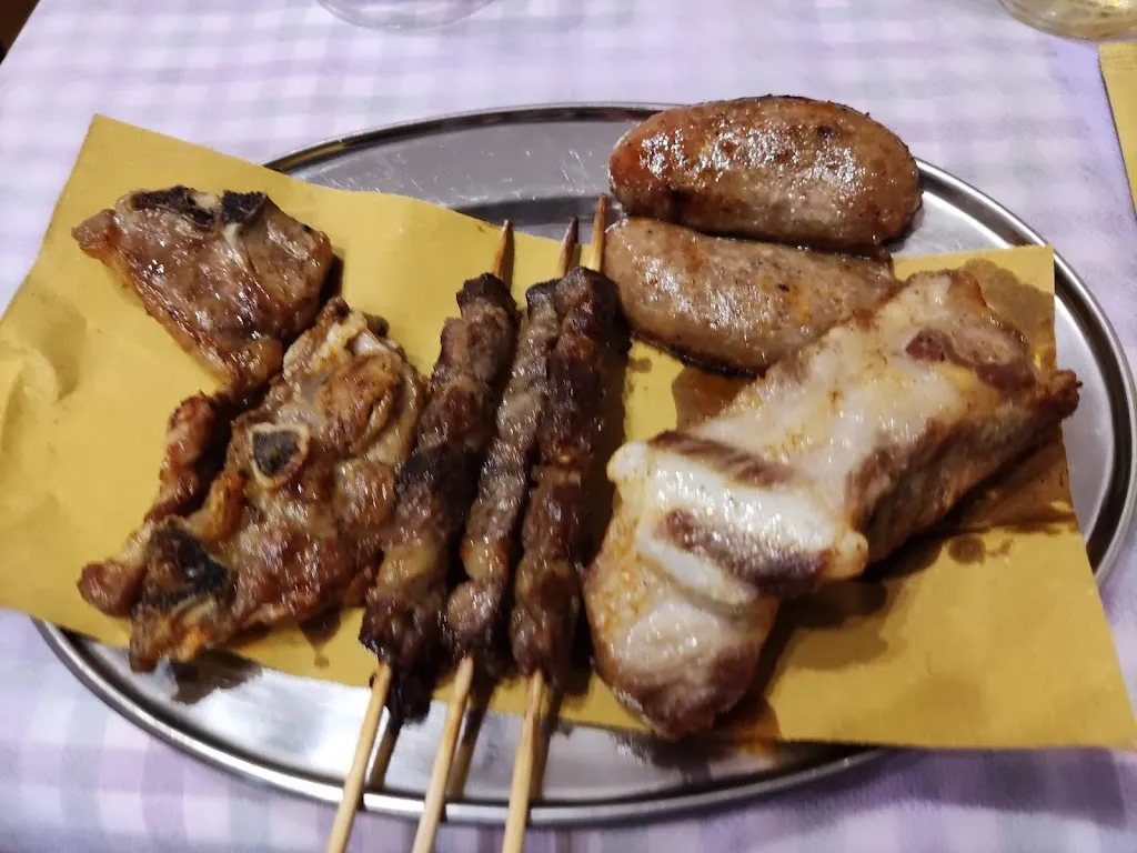 taverna frate francesco restaurant in Limiti di Greccio